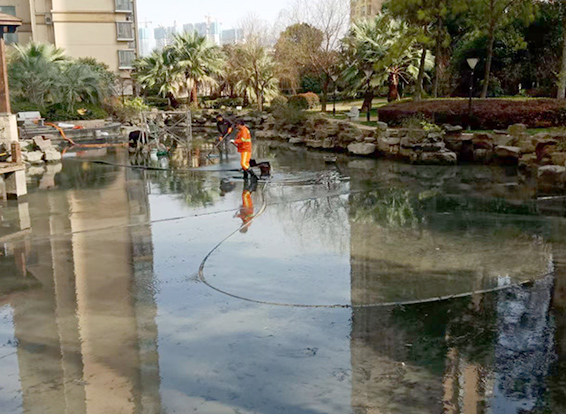 鹤庆景观池淤泥清理